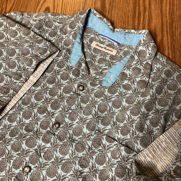 Tommy‎ Bahama Men’s XL Seersucker Pineapple Shirt - Picture 1 of 6